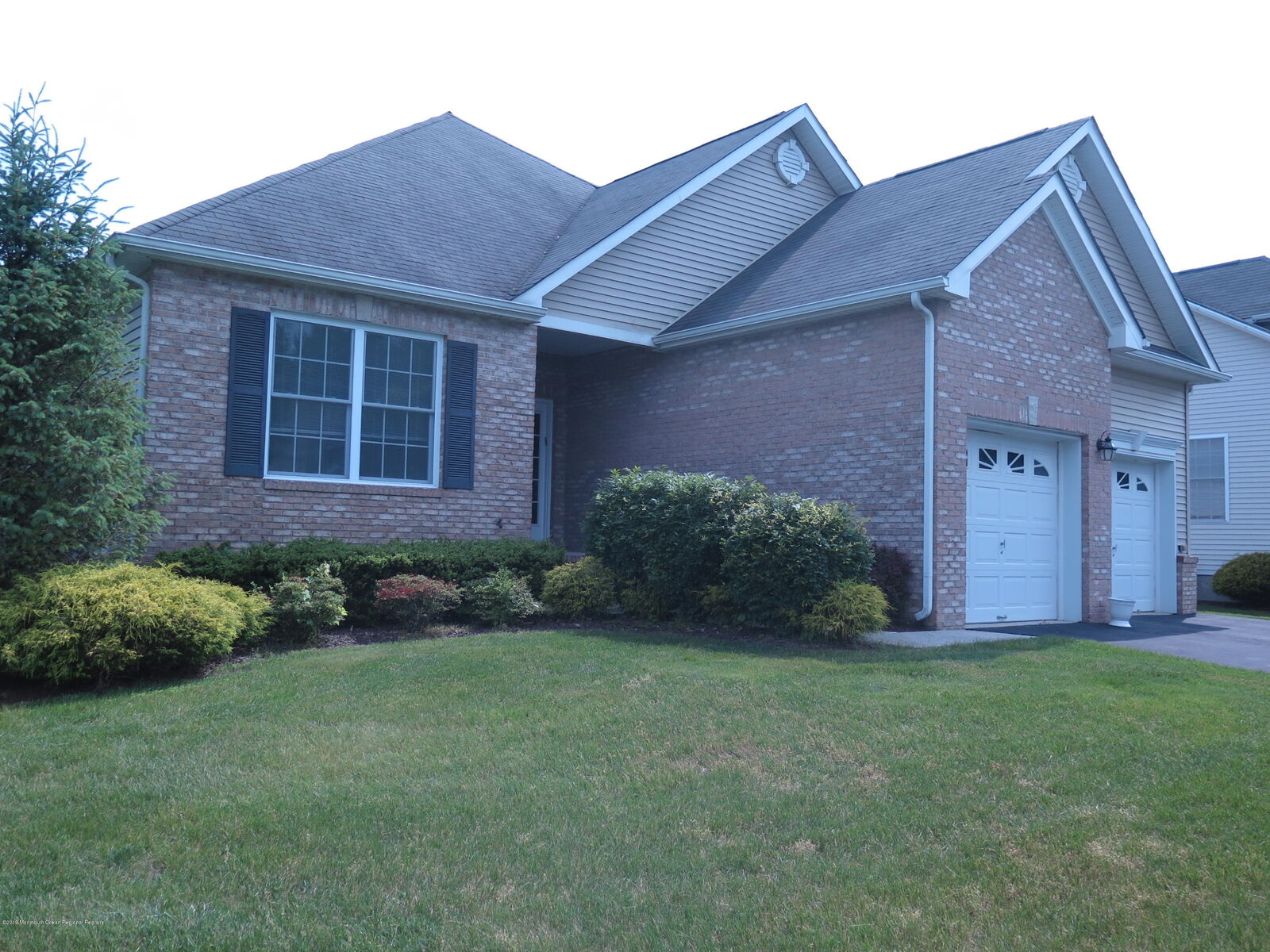 Property Photo:  193 Scarborough Way  NJ 07746 