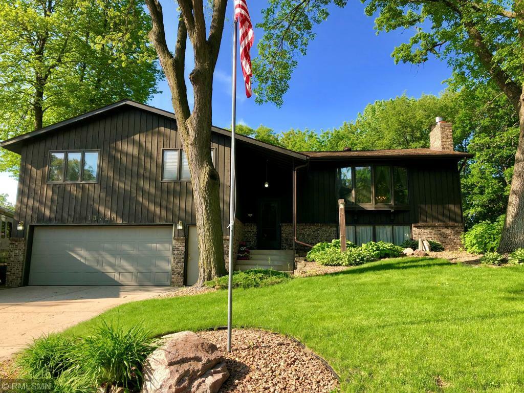 Property Photo:  13721 Meadow Acres Place  MN 55337 