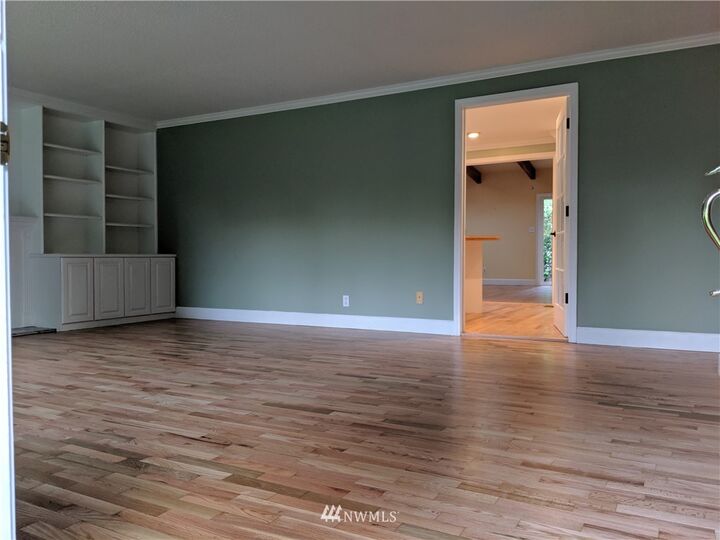 Property Photo:  5121 NE 187th Street  WA 98155 