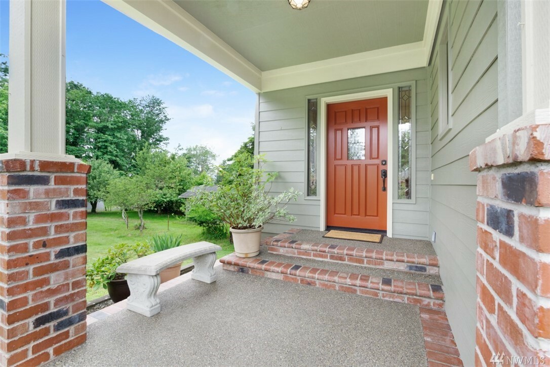 Property Photo: 1817 Rose St NE WA 98506