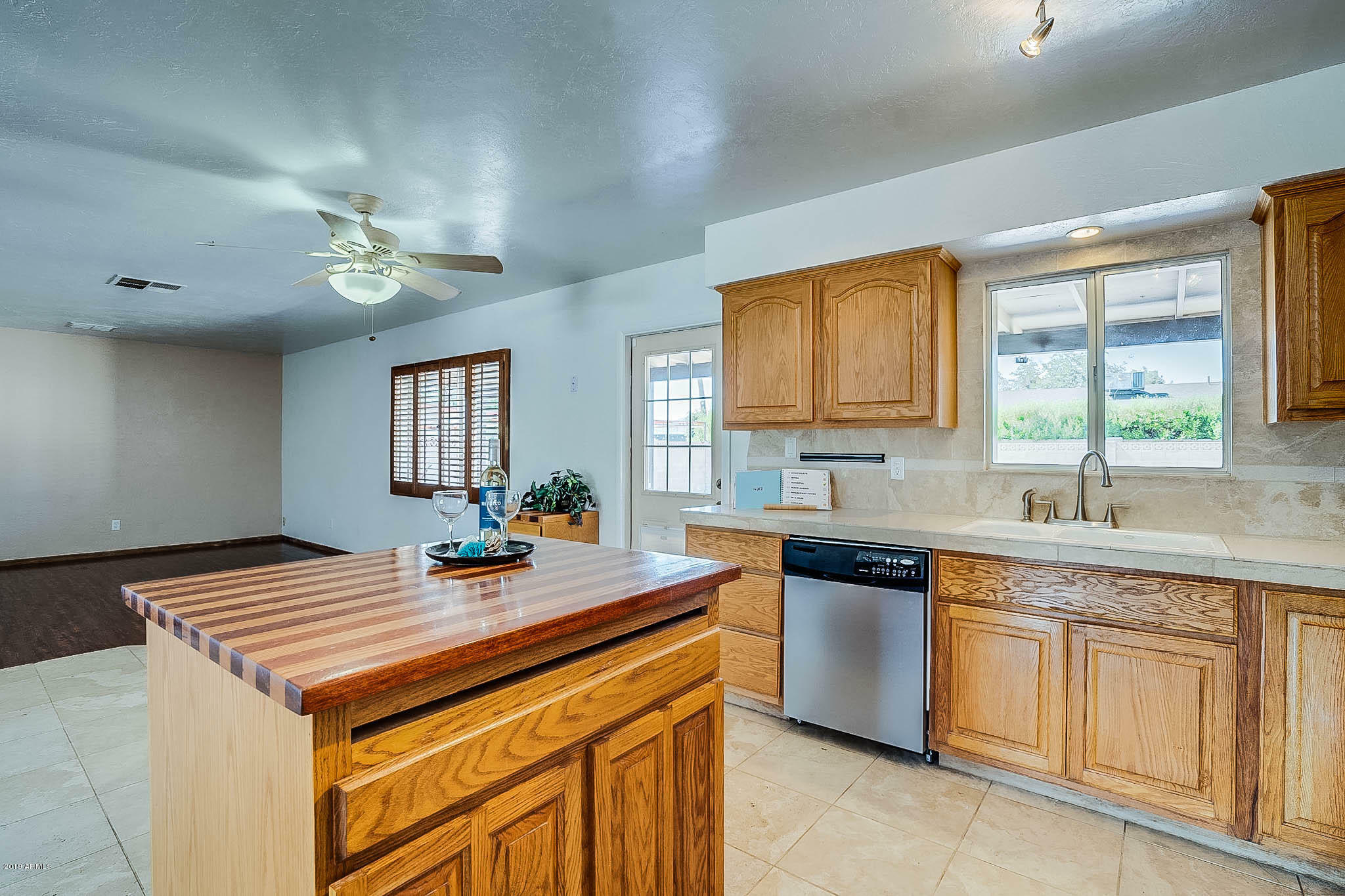 Property Photo:  2901 E Windrose Drive  AZ 85032 