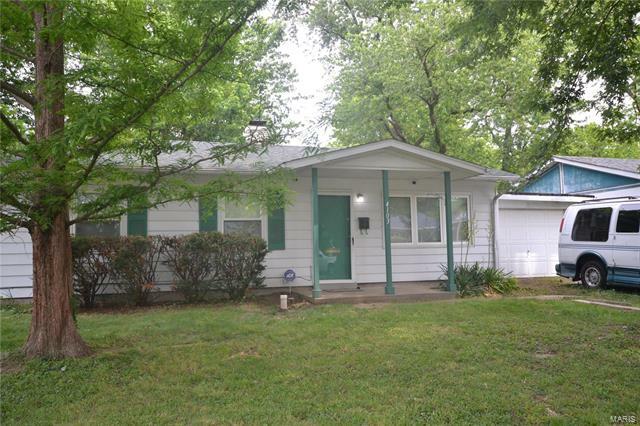 Property Photo: 4103 North Park Drive 62226