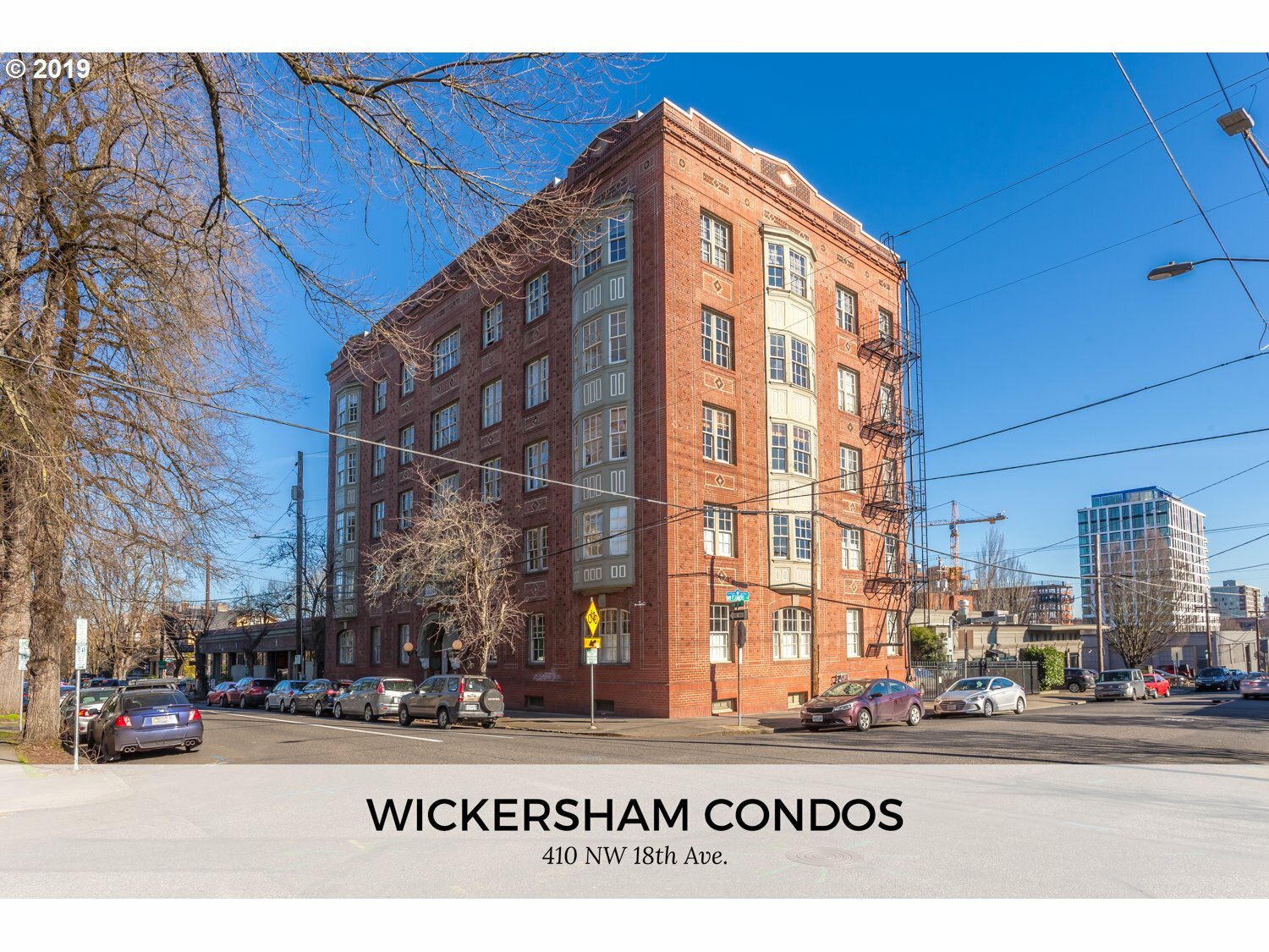 Property Photo: 410 NW 18th Ave 102 OR 97209