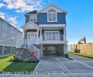 Property Photo:  64 Purdy Place  NY 10309 
