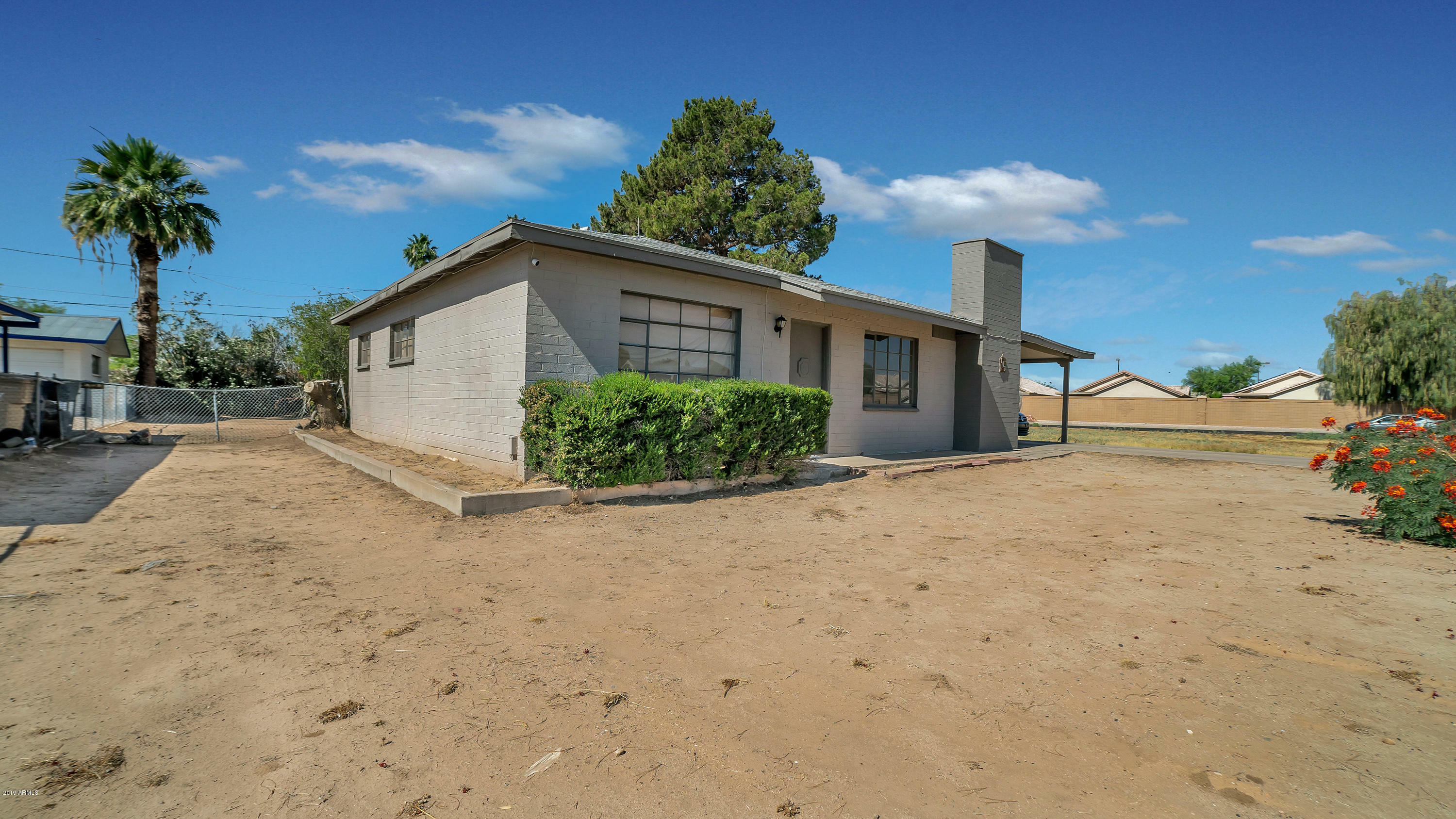 Property Photo:  103 4th Avenue E  AZ 85326 