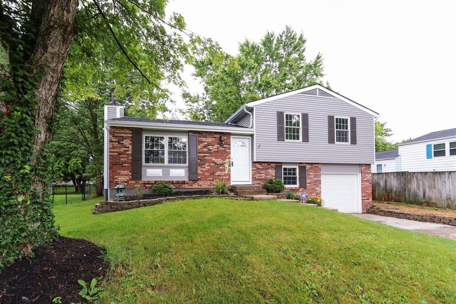 Property Photo: 5784 Tall Oaks Drive OH 45150