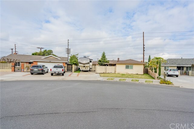 Property Photo: 9541 Jonquil Avenue CA 92683