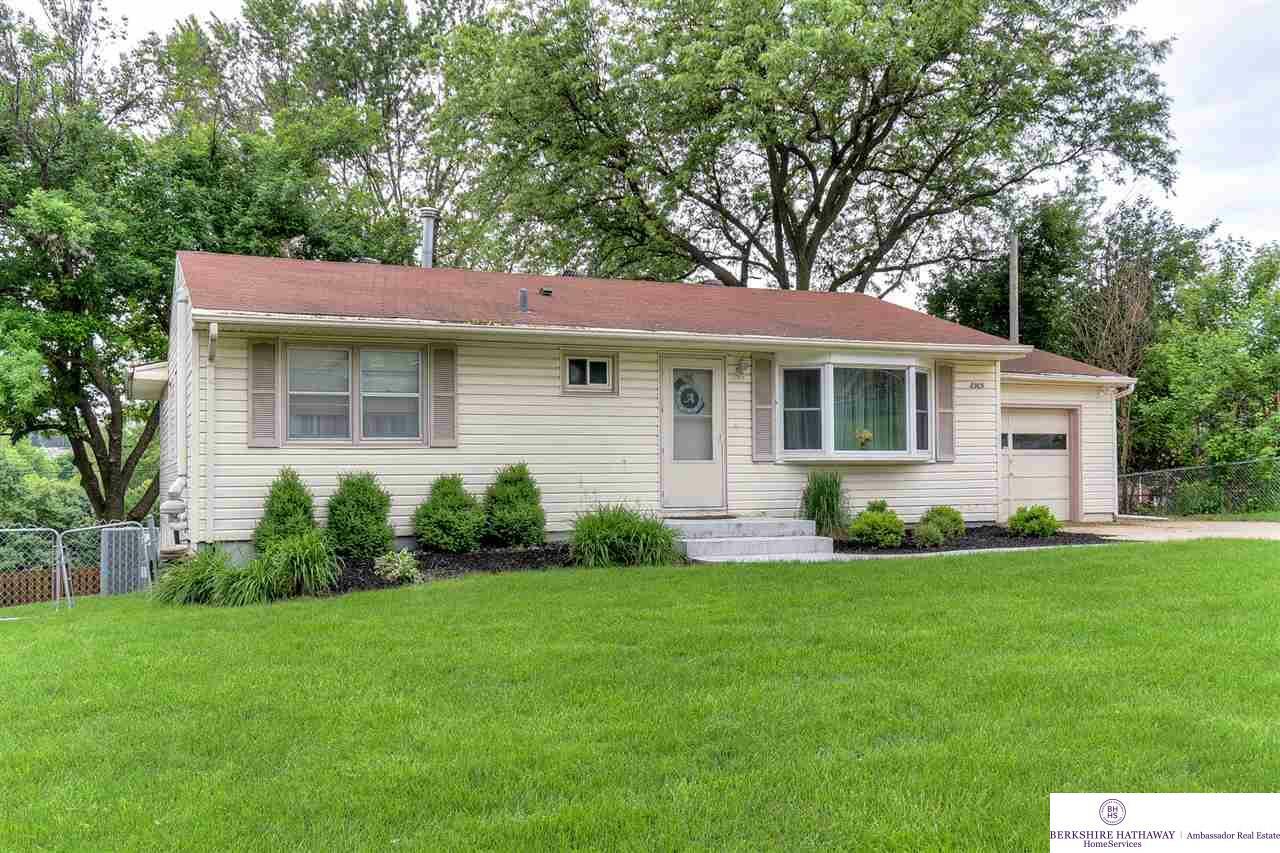 Property Photo:  8905 Seward  NE 68114 