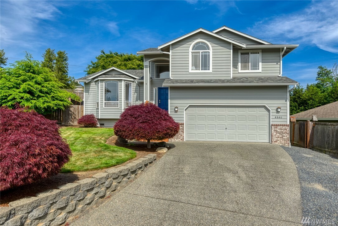 Property Photo:  4840 Village Lane  WA 98275 