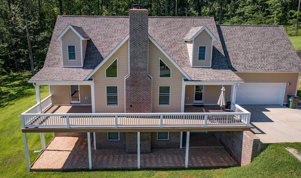 Property Photo: 598 Saddleback Rd VA 22973