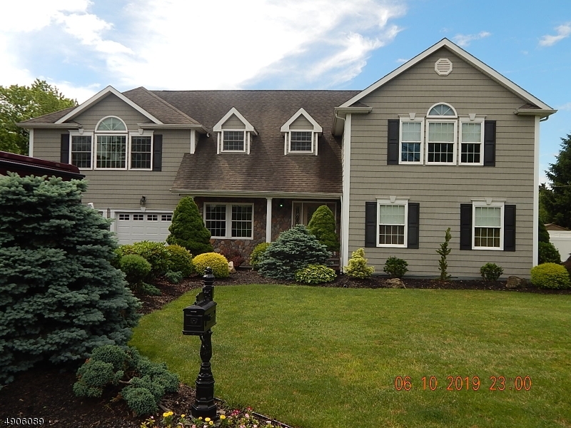 Property Photo: 901 Gates Ave NJ 08854