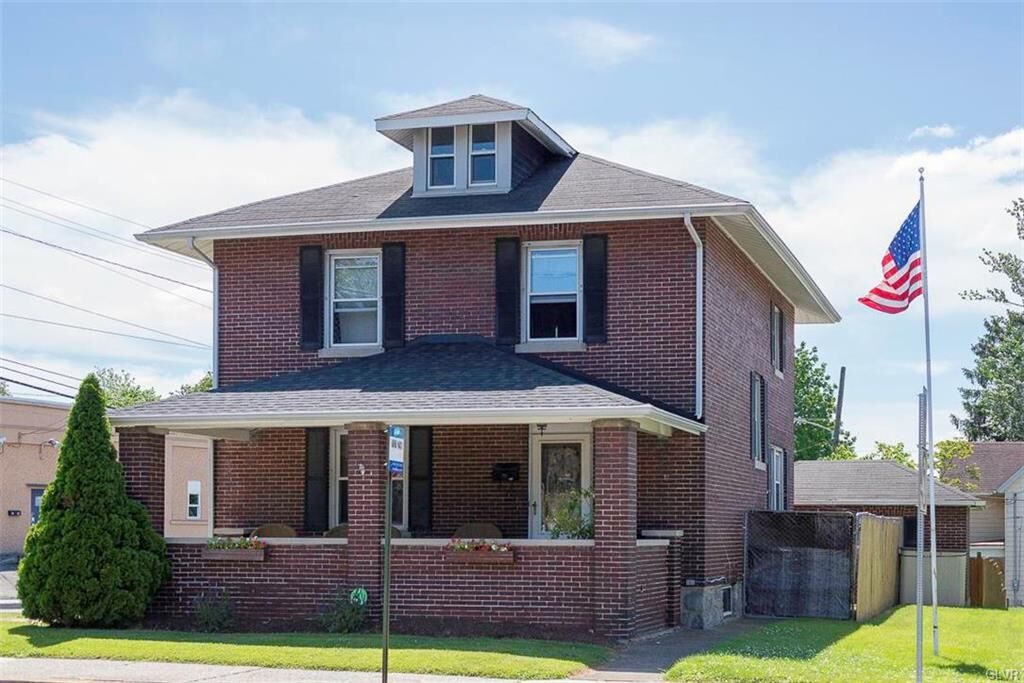 Property Photo:  1800 Freemansburg Avenue  PA 18042 