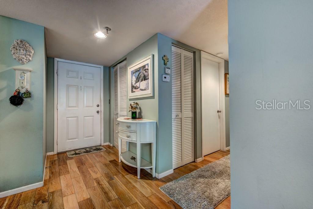 Property Photo: 4530 Pinebrook Circle 407 FL 34209