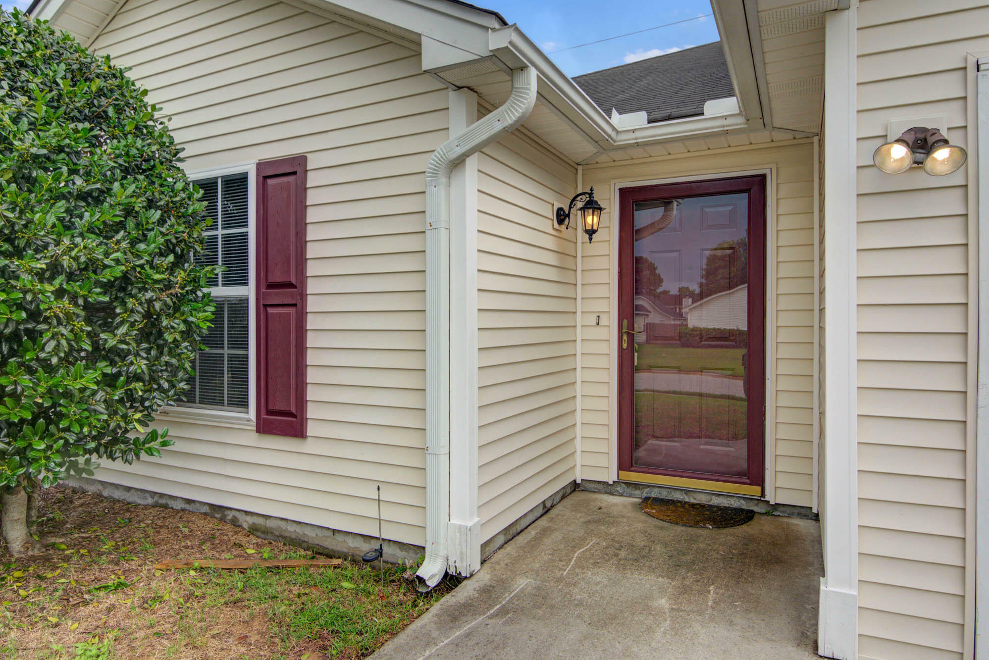 Property Photo:  5035 Westview Street  SC 29418 