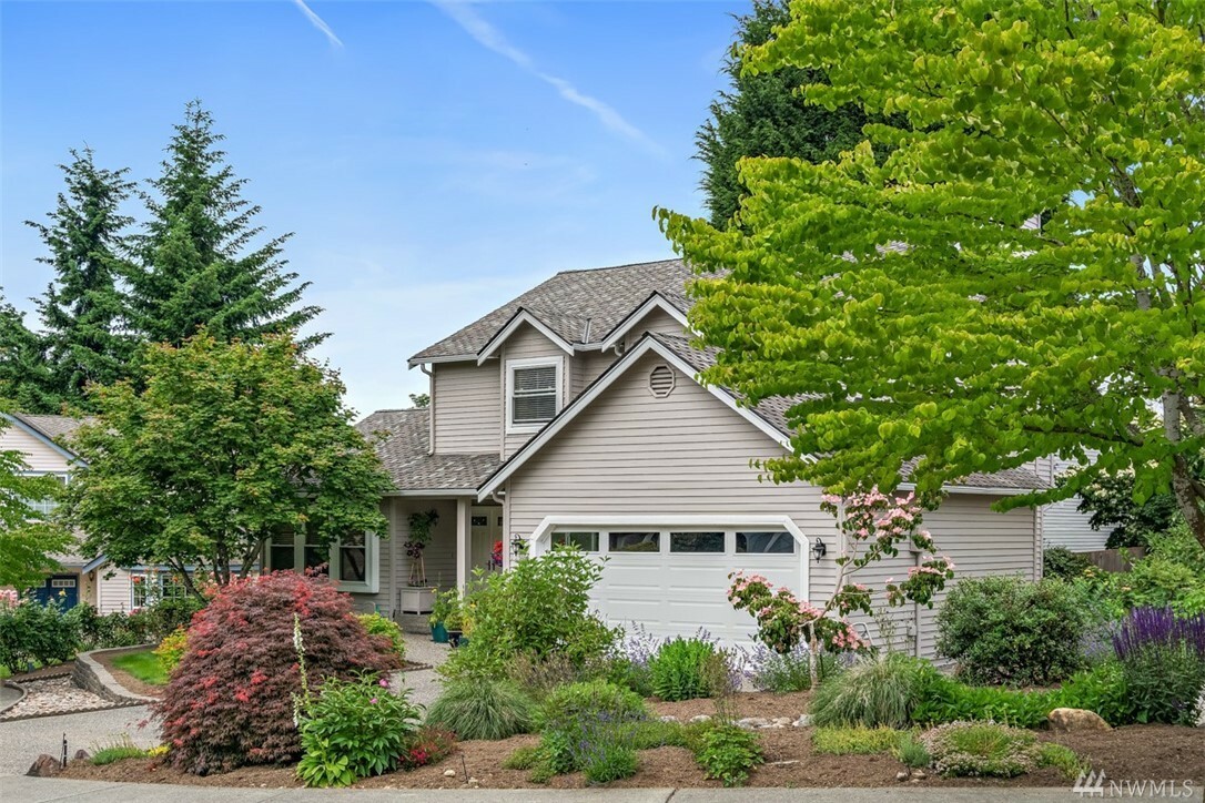 Property Photo:  11914 NE 168th St  WA 98011 