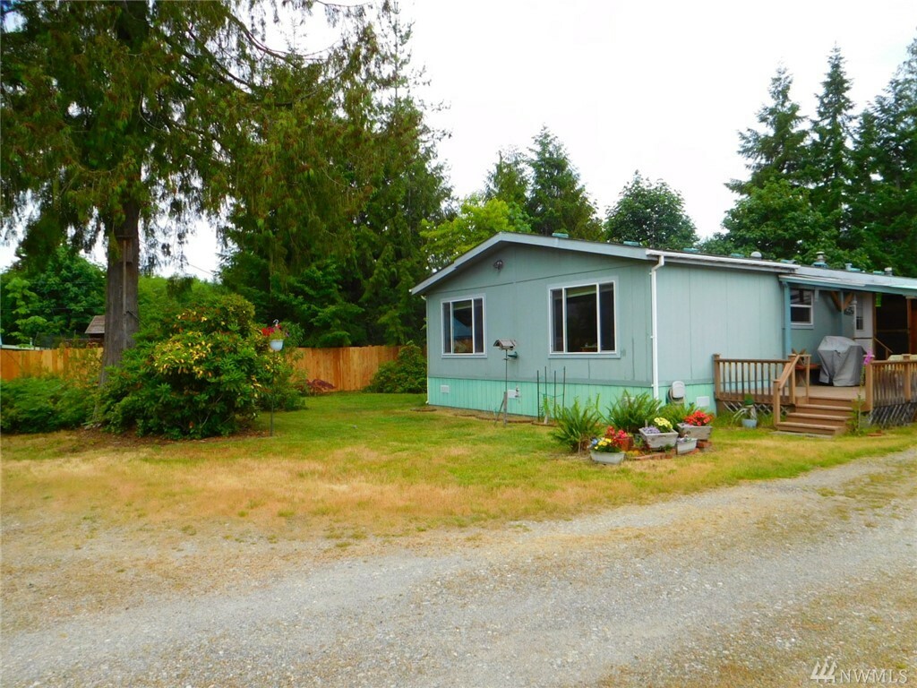 Property Photo:  1262 Seeman St  WA 98241 