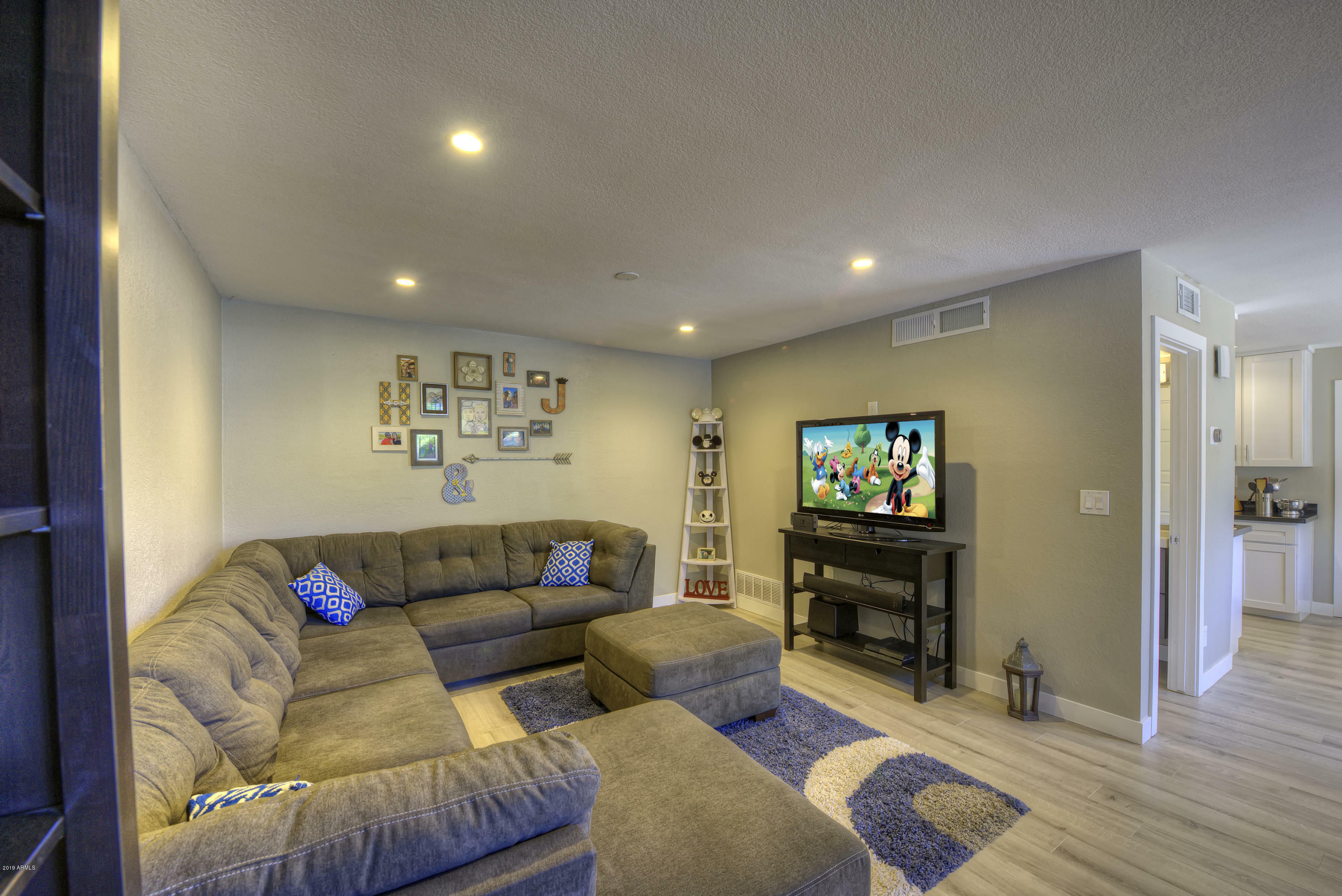 Property Photo:  5607 S Bounty Court C  AZ 85283 