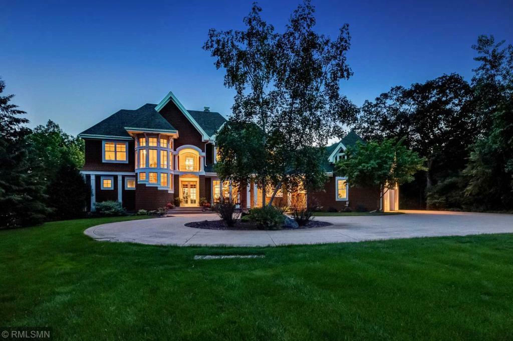 Property Photo: 3220 High Point Drive MN 55318