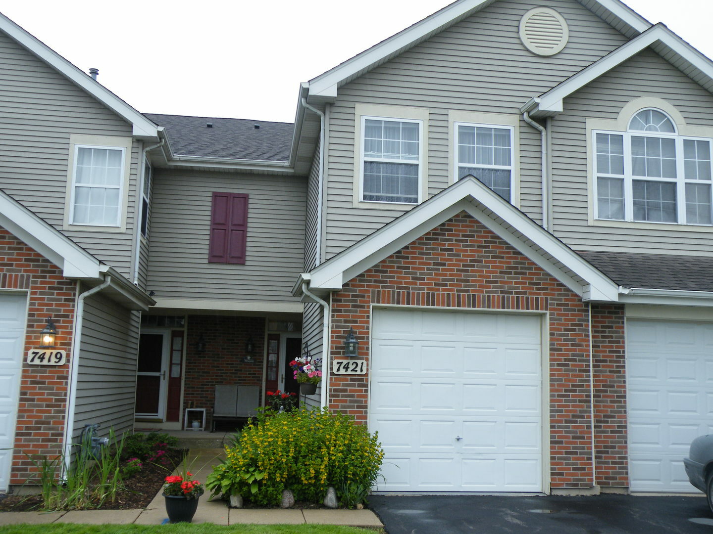 Property Photo:  7421 Grandview Court  IL 60110 