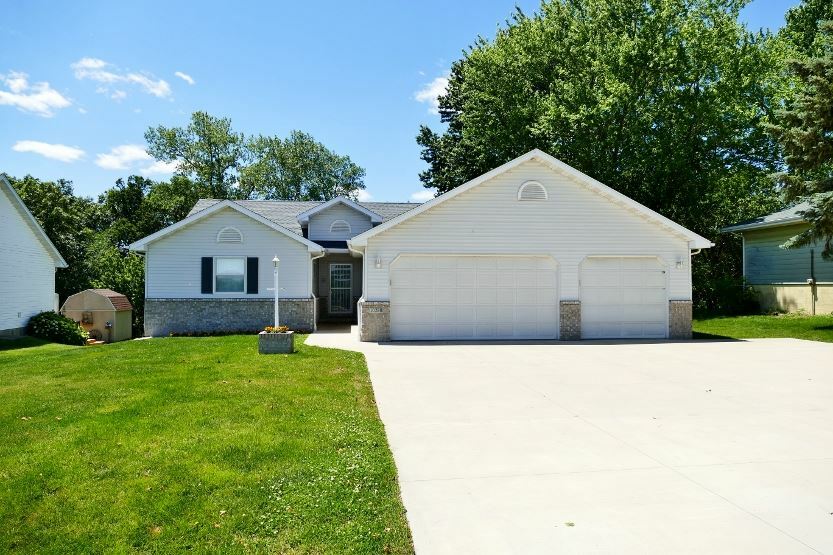 Property Photo:  10288 W Lake Camelot  IL 61547 