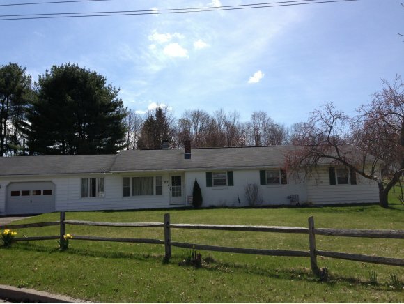 Property Photo:  27 Griffin  NY 13732 