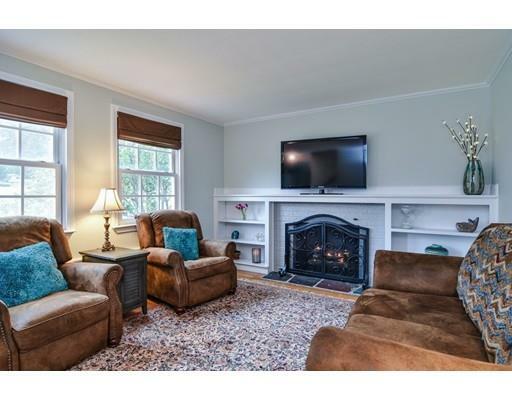 Property Photo: 85 Como Rd MA 02136