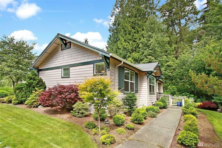 Property Photo: 24436 NE Vine Maple Way WA 98053
