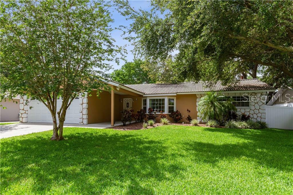 Property Photo: 2734 Woodring Drive FL 33759
