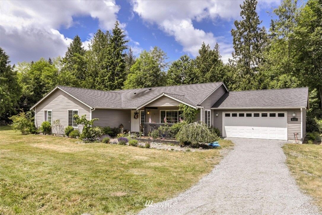 Property Photo:  8655 SE Northway Place  WA 98366 