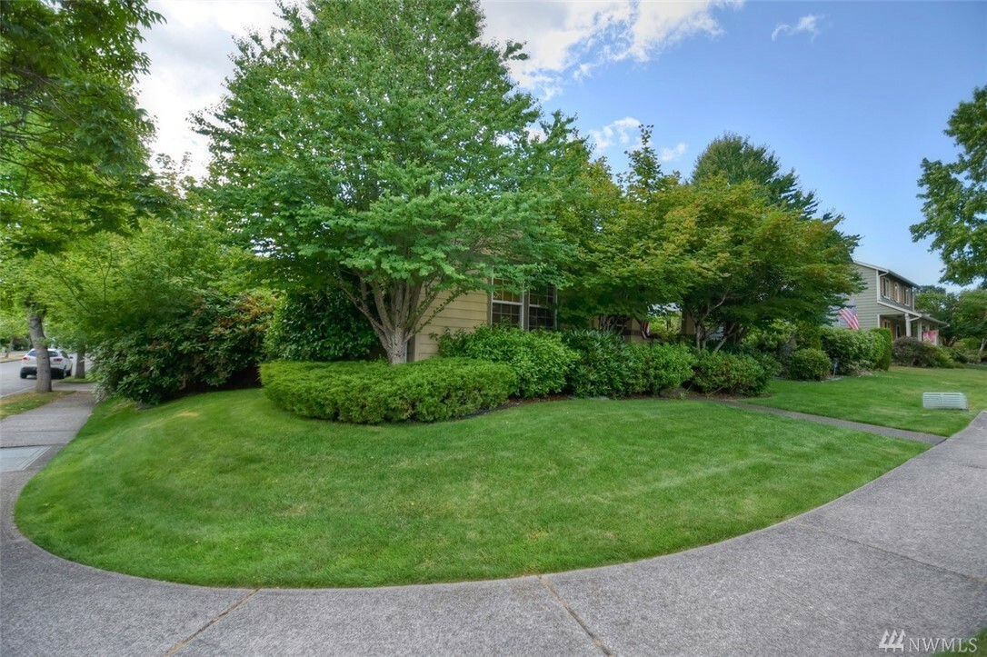 Property Photo:  2113 Palisade Blvd  WA 98327 