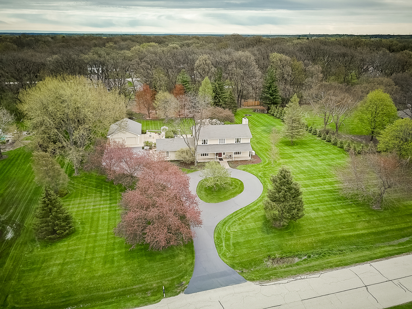 Property Photo: 3112 Opengate Road IL 60012