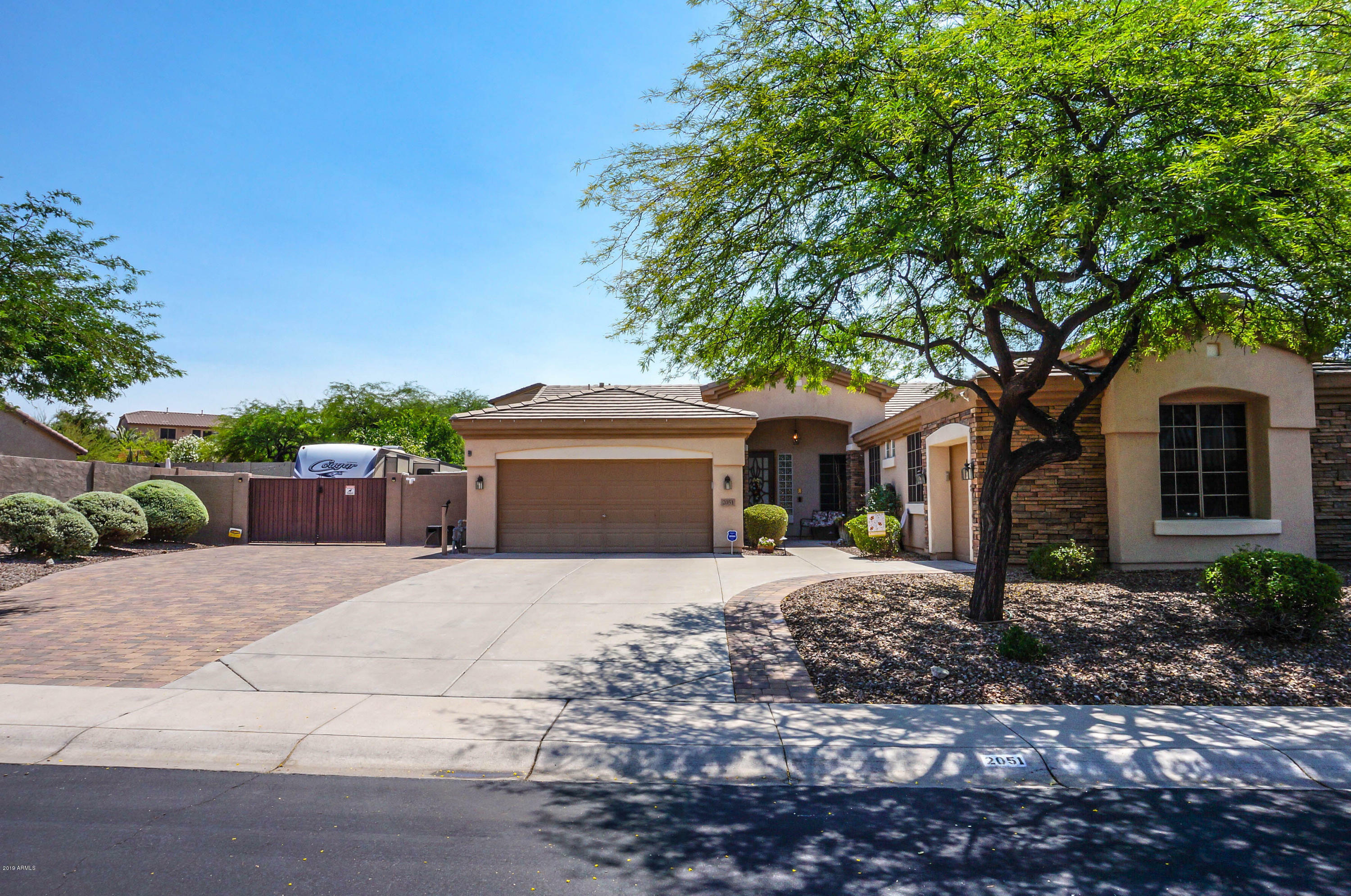 Property Photo:  2051 N 80th Place  AZ 85207 