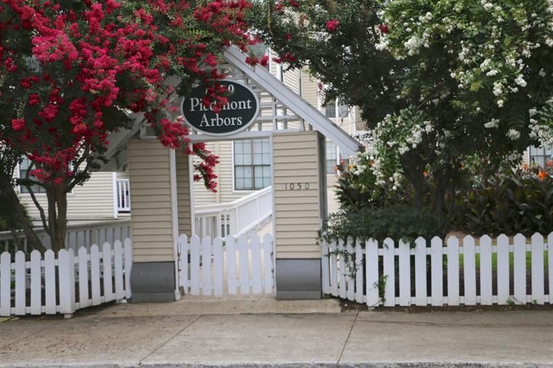 Property Photo: 1050 Piedmont Avenue NE 23 30309