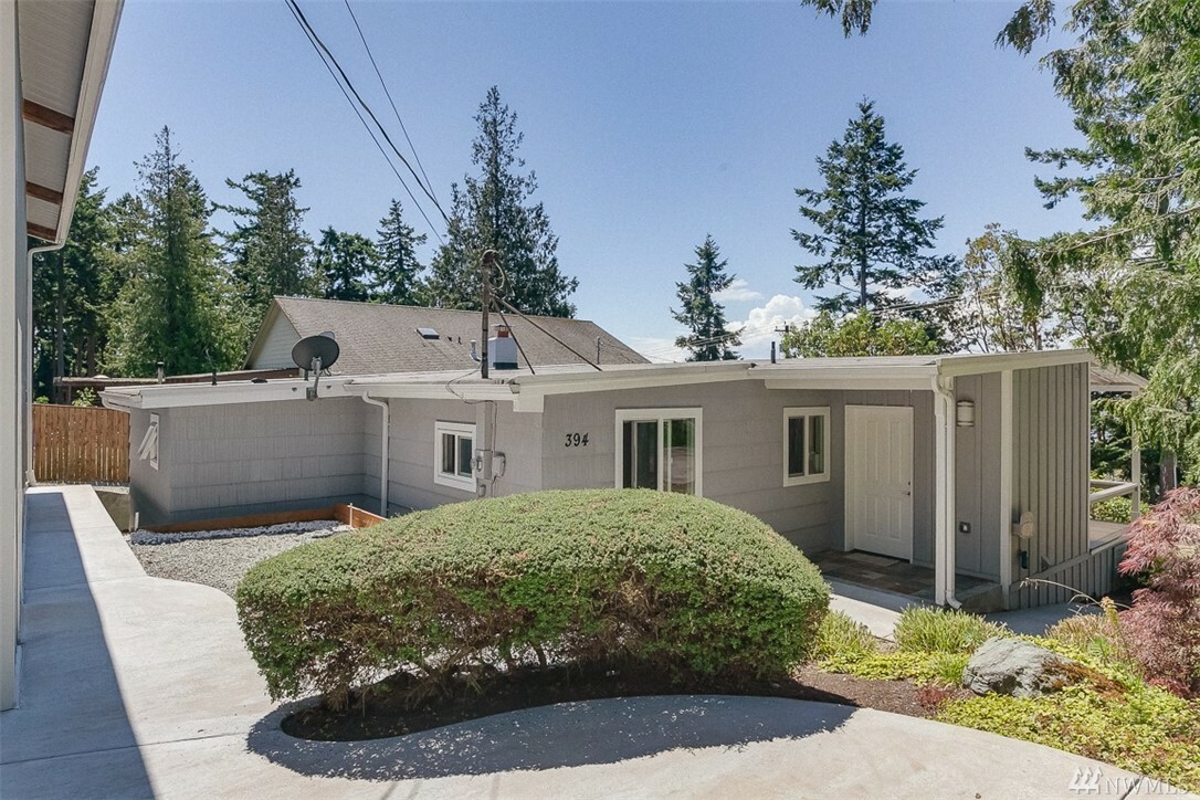 Property Photo:  394 Sunset Dr  WA 98282 