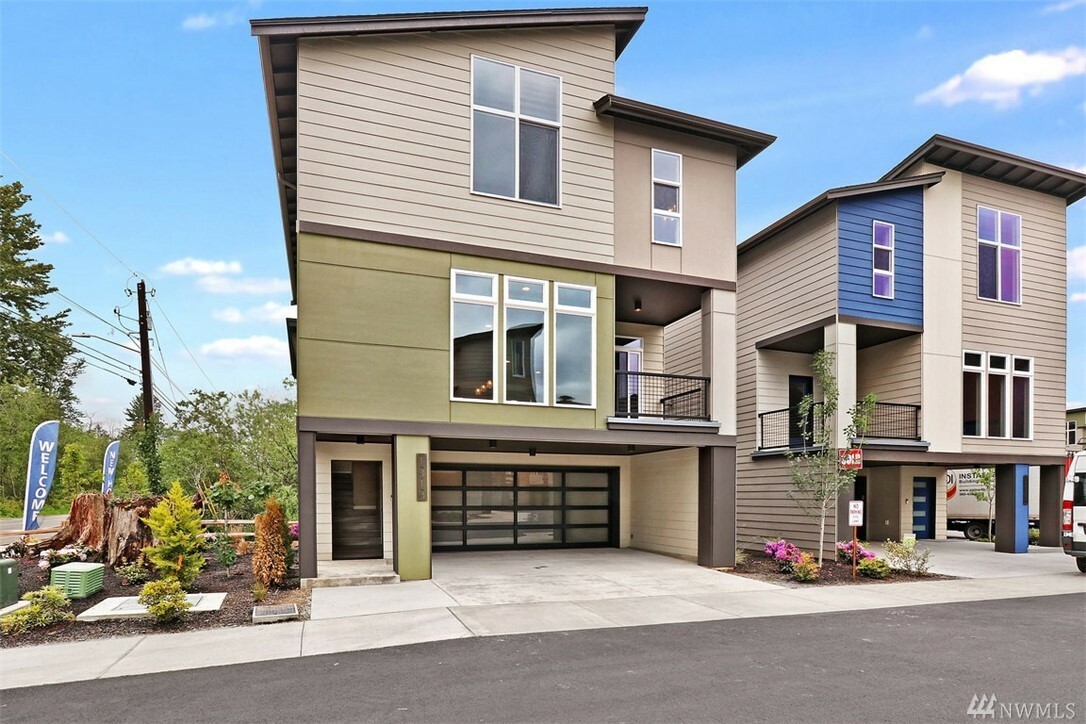 Property Photo: 15016 12th Place W 23 WA 98087
