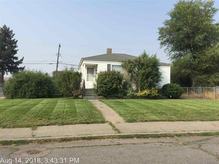 103 E Heroy Ave  Spokane WA 99207 photo
