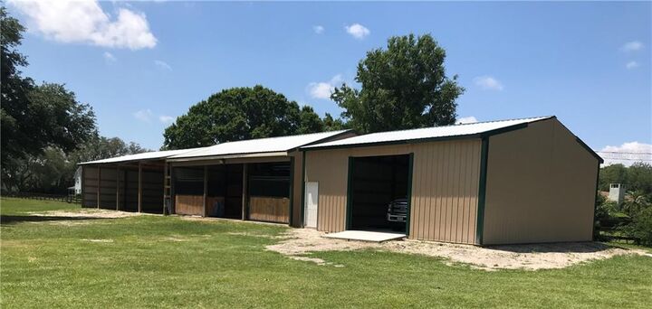 Property Photo: Jot Em Down FL 33556