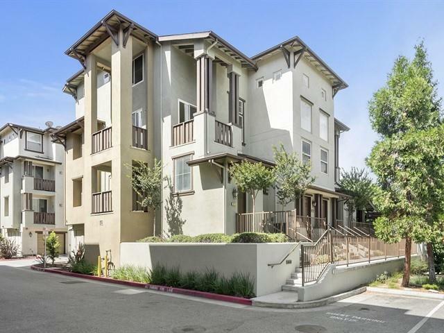 Property Photo: 971 Pavilion Loop CA 95112