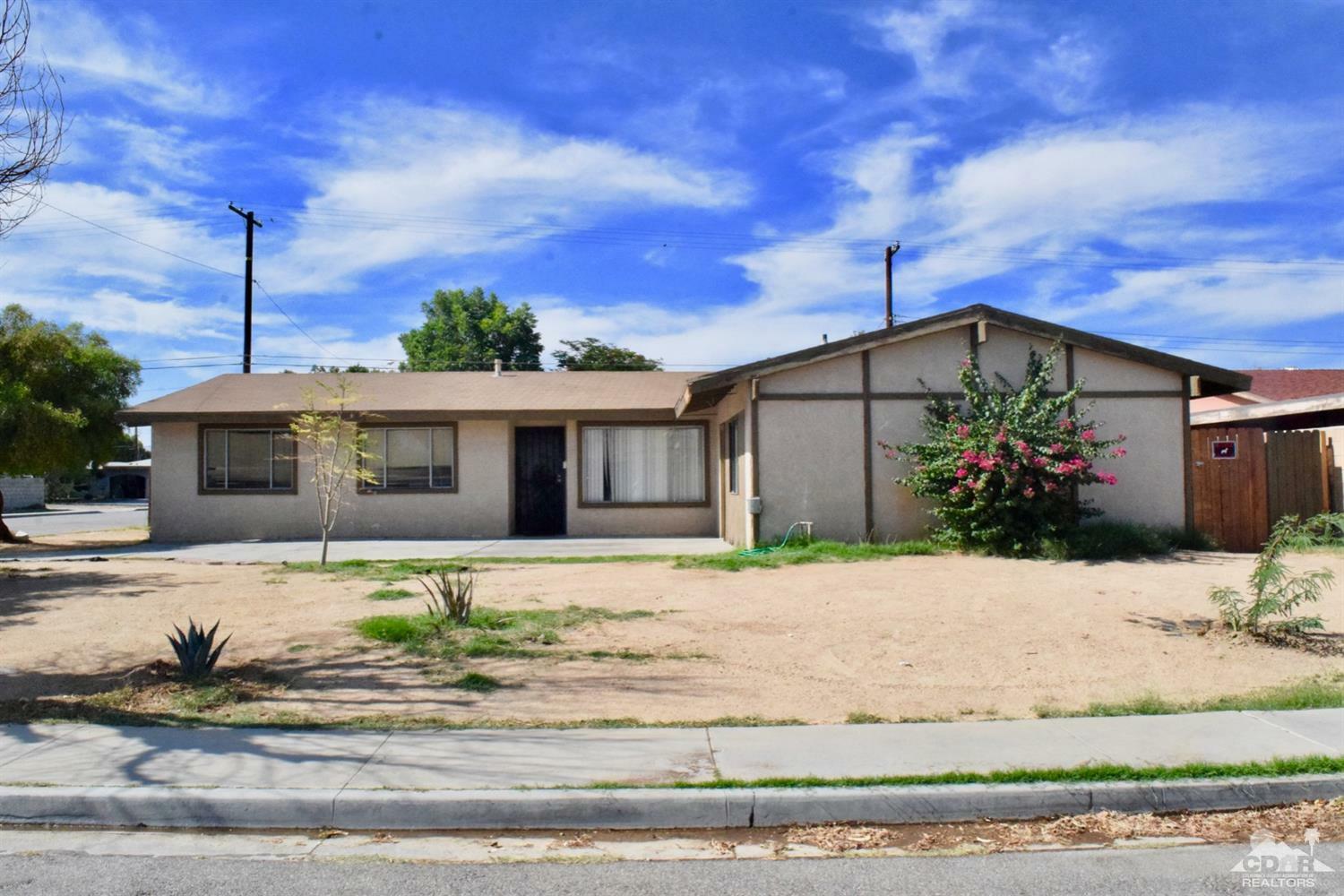 Property Photo:  82336 Mountain View Ave Avenue  CA 92201 