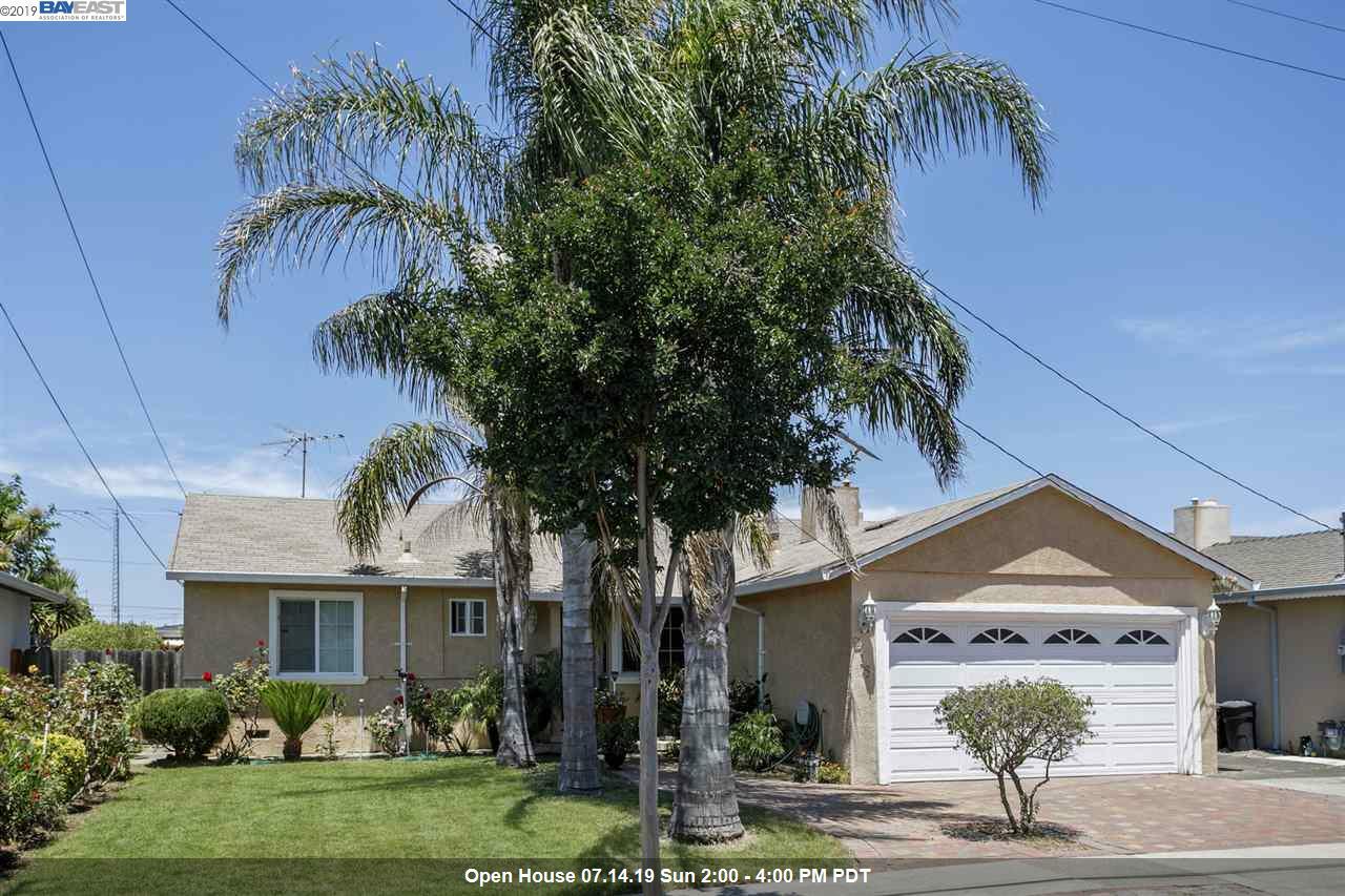 Property Photo:  216 Gloria St  CA 94544 