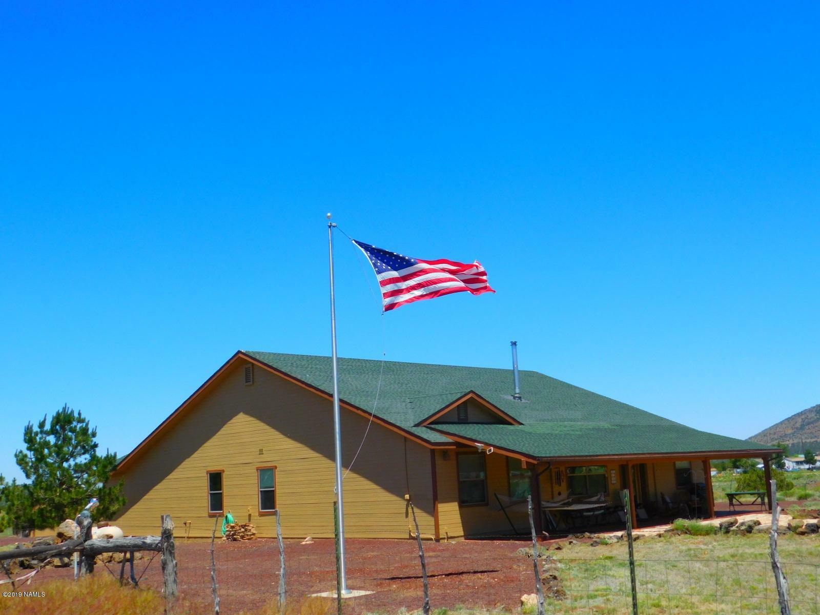 Property Photo:  7748 N Elk Run Trail  AZ 86046 