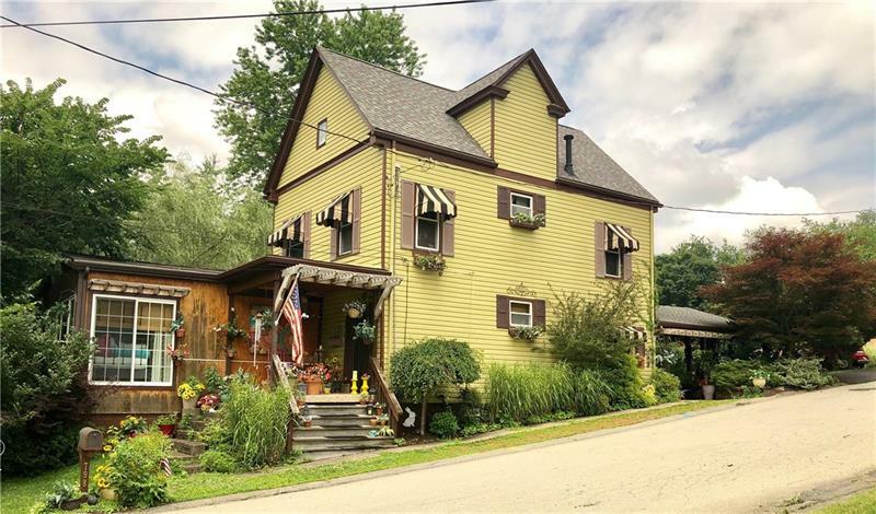 Property Photo: 798 Maple Ave PA 15137
