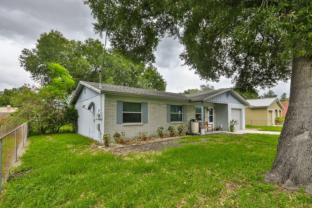 Property Photo:  2405 S 76th Street  FL 33619 