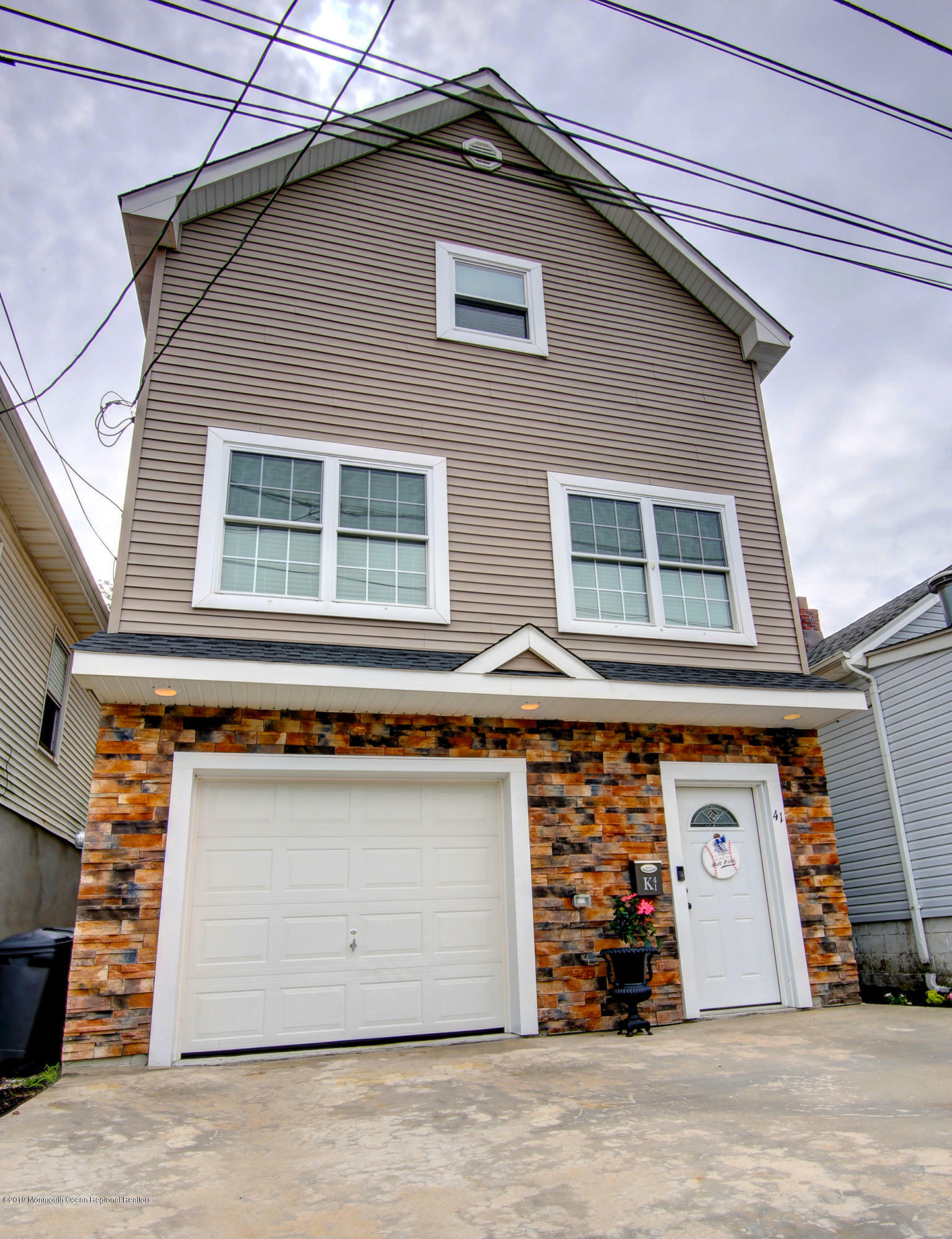 Property Photo:  41 Hill Street  NJ 07734 