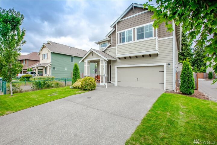 Property Photo: 1903 184th St Ct E WA 98387