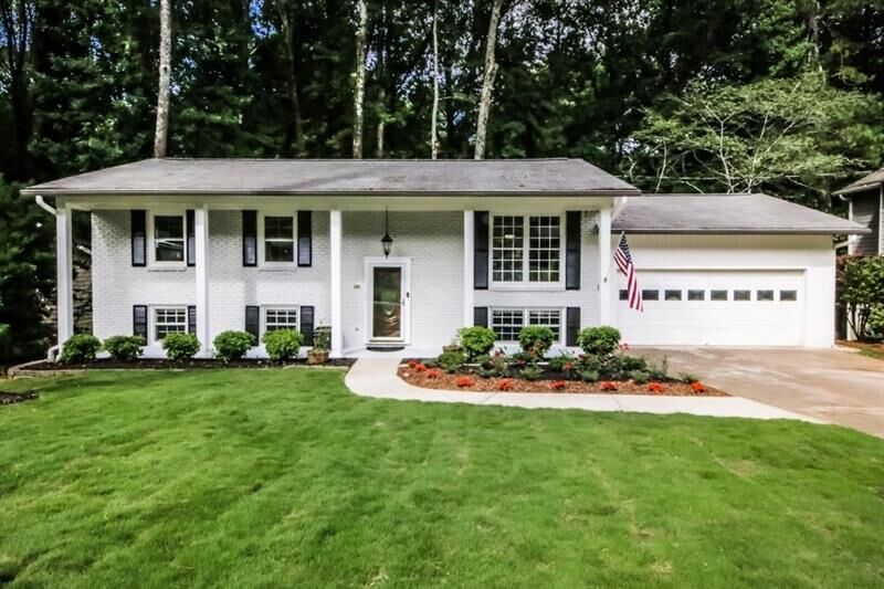 Property Photo:  4098 Admiral Drive   30341 