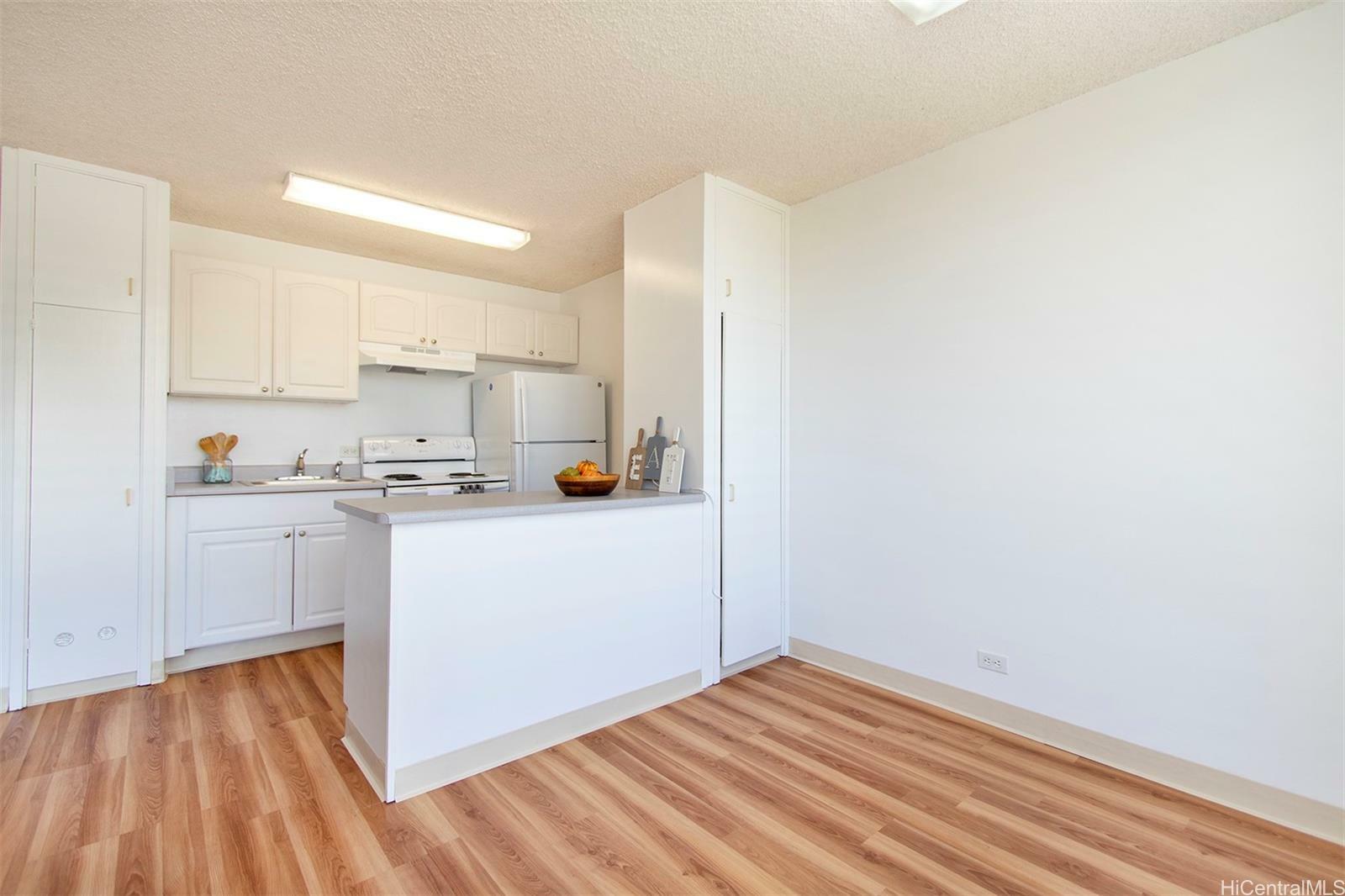 Property Photo:  757 Kinalau Place 501  HI 96813 