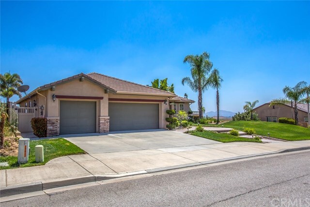 Property Photo: 29817 Cabo Del Oeste CA 92346