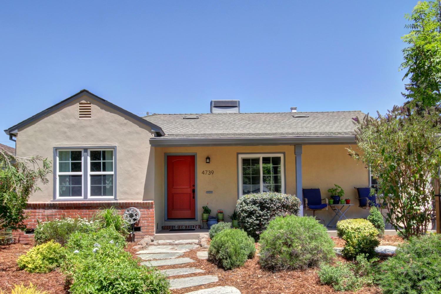 Property Photo:  4739 C Street  CA 95819 