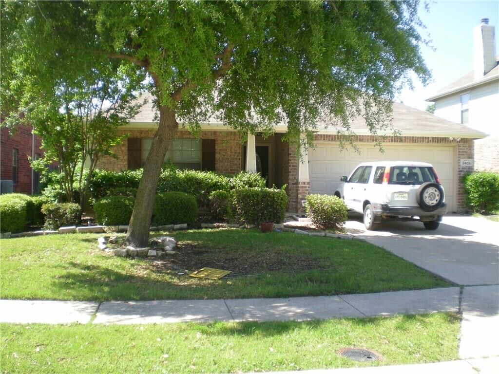 Property Photo: 2405 Eisenhower Drive TX 75071
